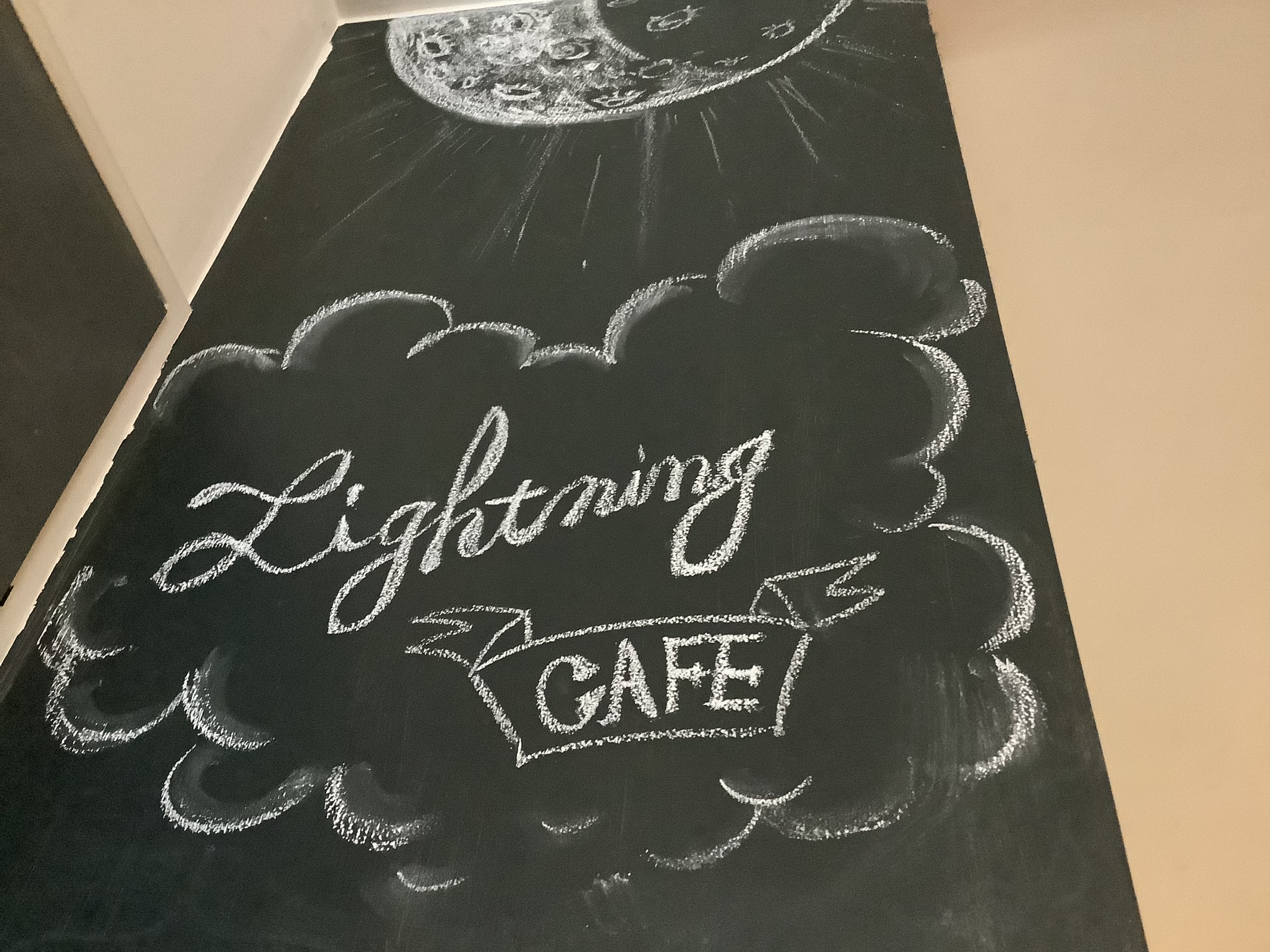 ライトニングカフェ（Lightning Caf）