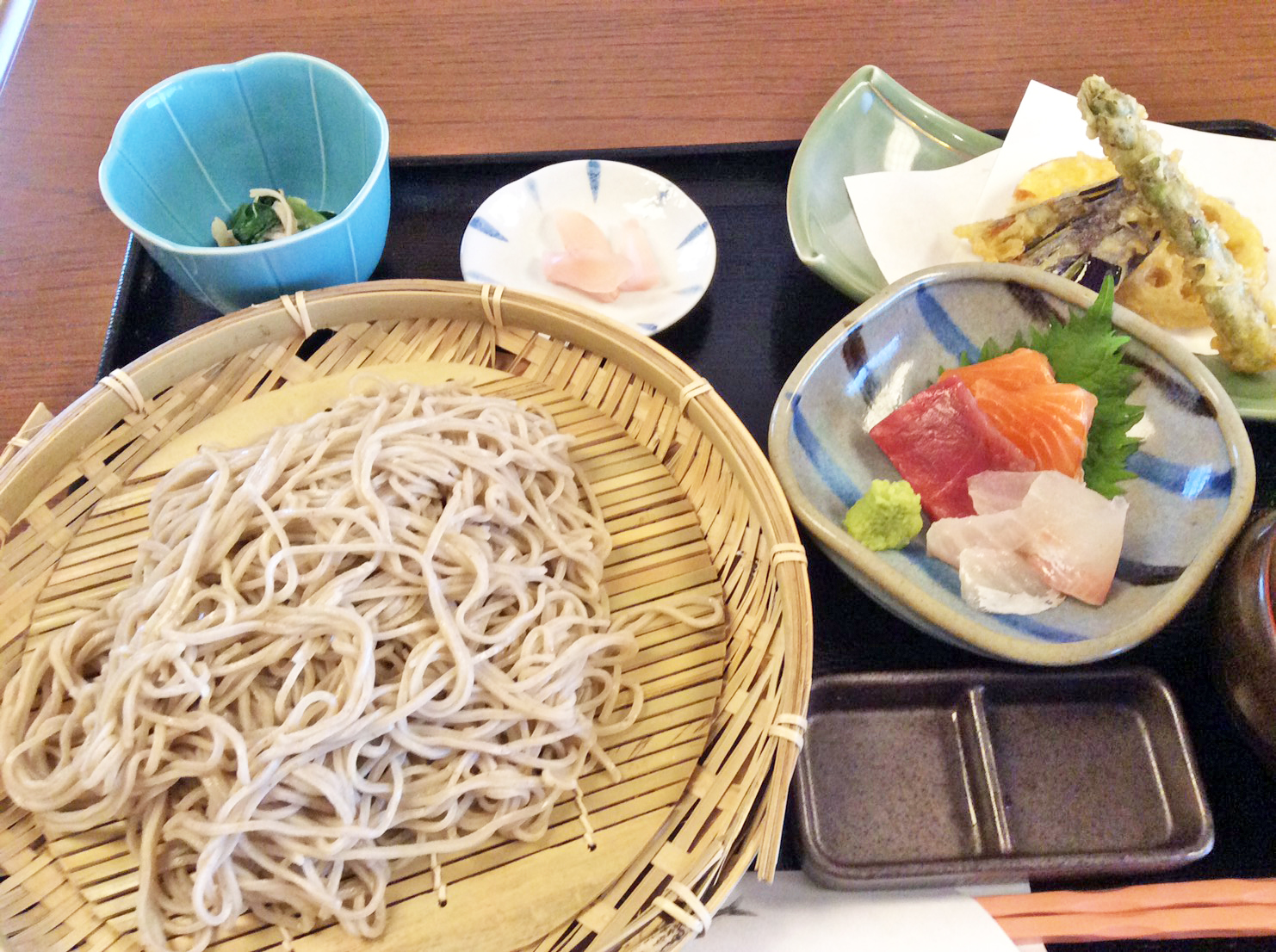 そばセット　ほのか 炭火焼と鮮魚