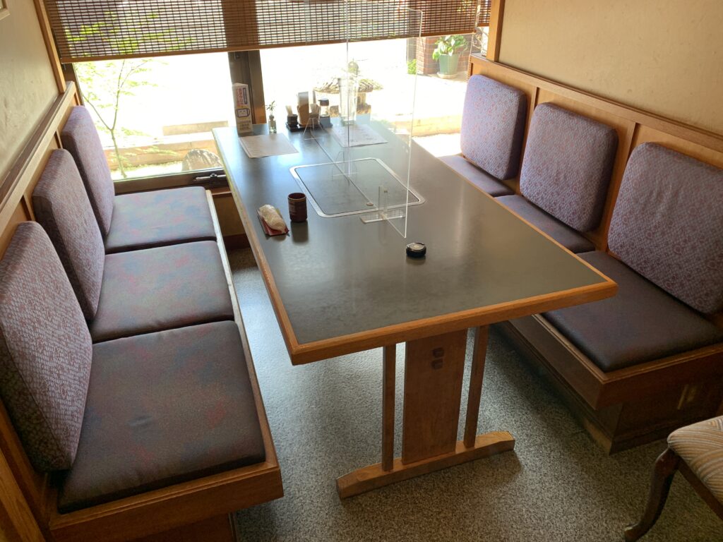 テーブル個室