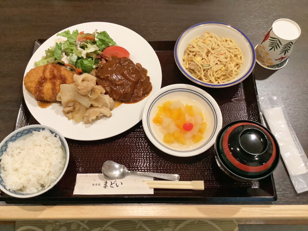 夕食　男子中学生サッカーチーム２２名様のご宿泊