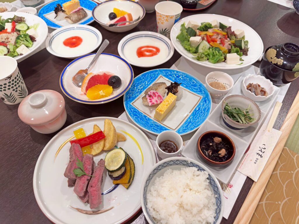団体夕食 和洋折衷1